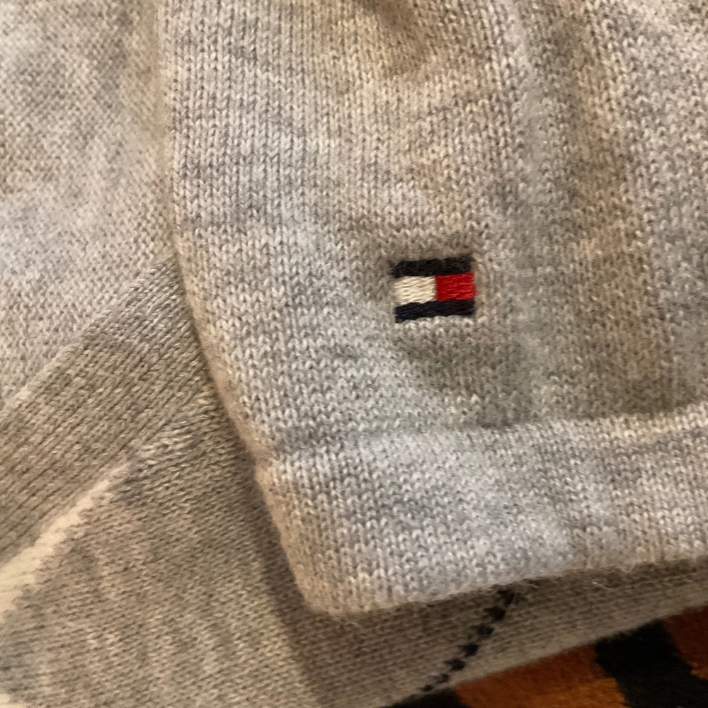 Tommy Hilfiger Women's V-Neck Argyle Sweater Gray Sz L - Picture 11 of 13